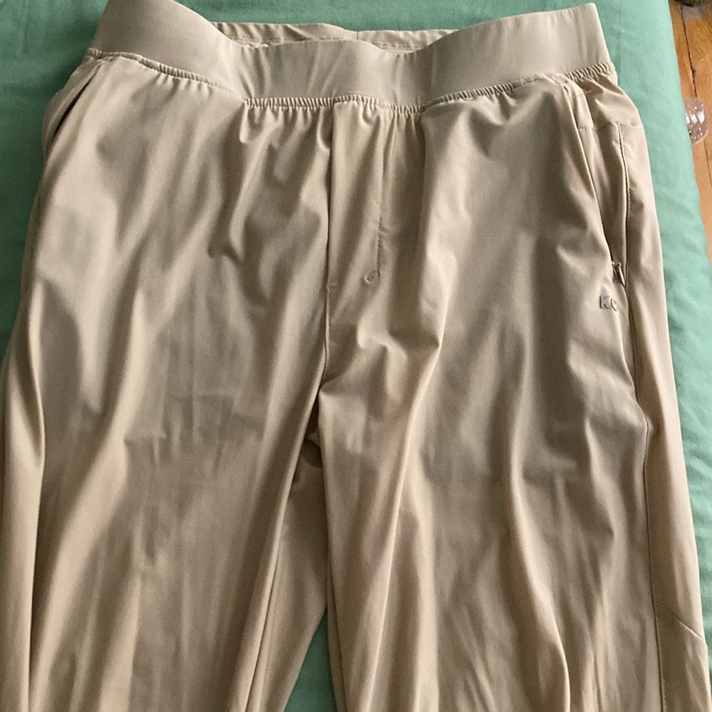 EUC Kenneth Cole Activewear Pants/Jogger Men’s Small